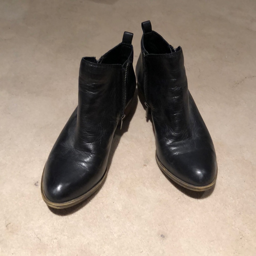 Lucky Brand Basel booties